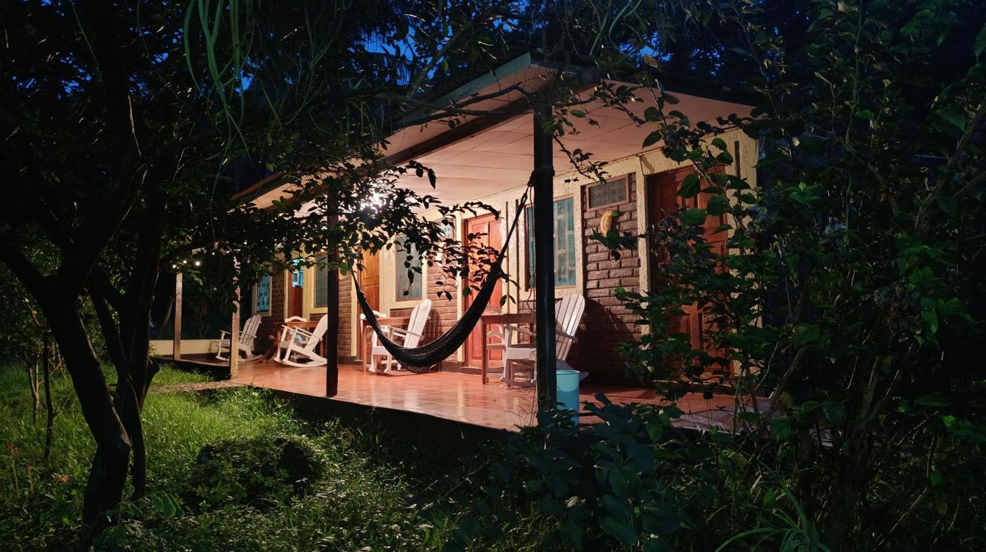 Eco-Lodge El Porvenir. Santa Cruz Phòng bức ảnh