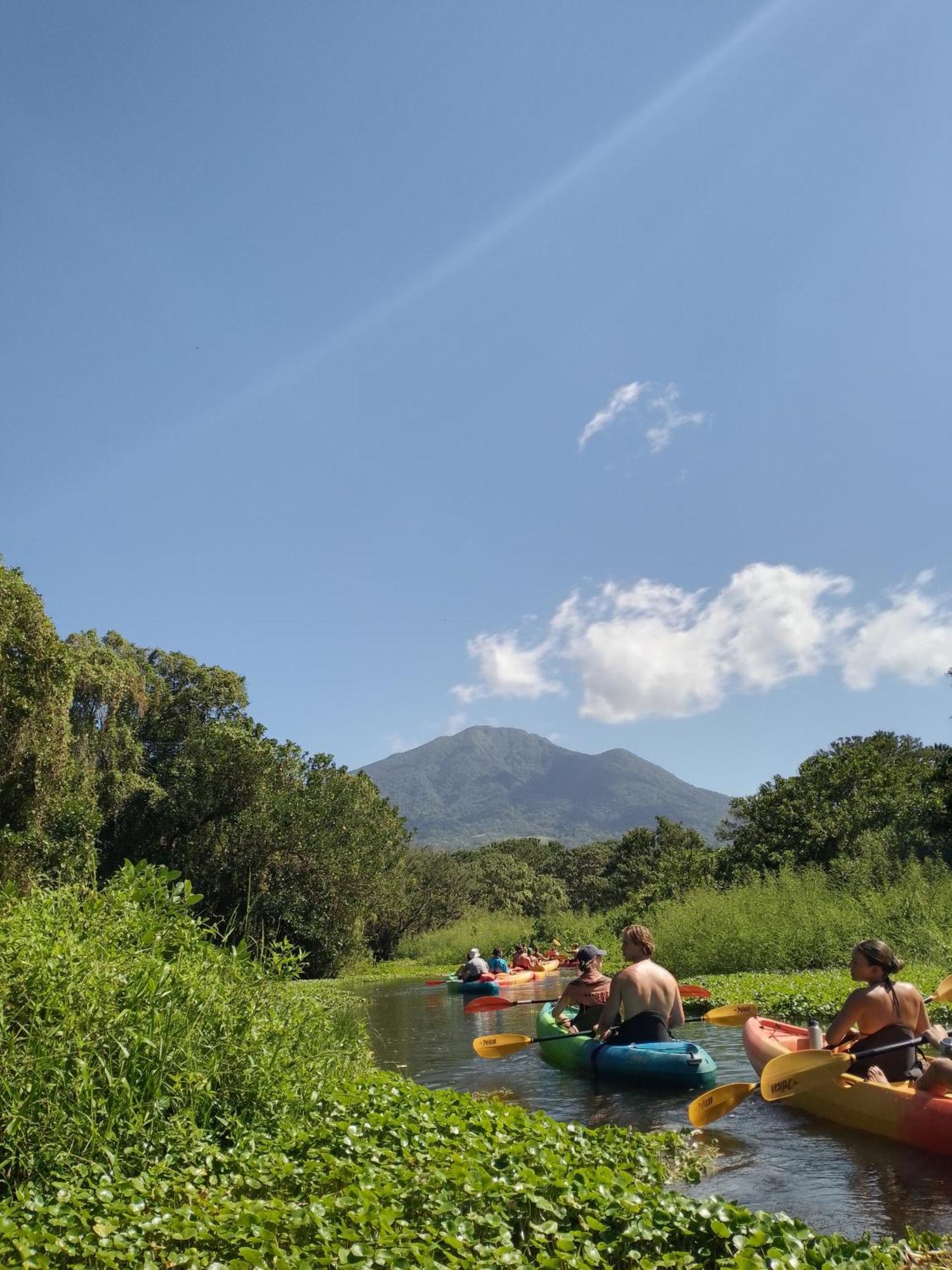 Eco-Lodge El Porvenir. Santa Cruz Ngoại thất bức ảnh
